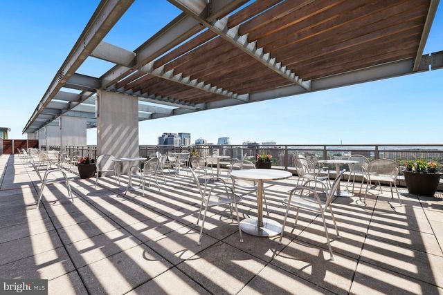 1504 N SCOTT ST #TH-2, Arlington, VA 22209