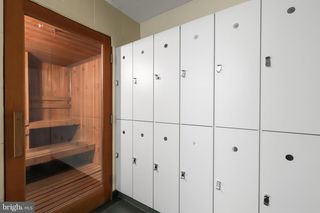 1504 N SCOTT ST #TH-2, Arlington, VA 22209