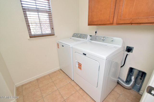 6907 Sacred Circle, Sparks, NV 89436
