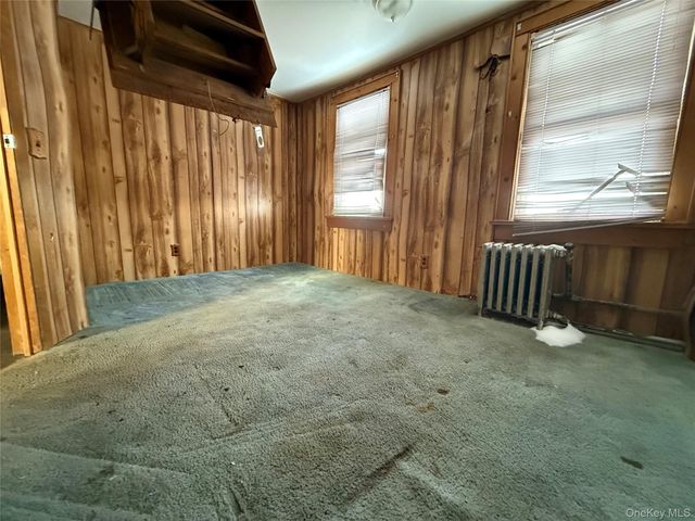 5 Bayview Avenue, Howard Beach, NY 11414