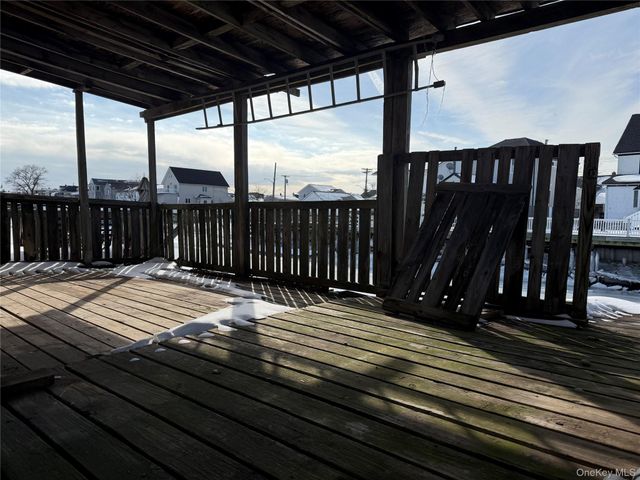 5 Bayview Avenue, Howard Beach, NY 11414