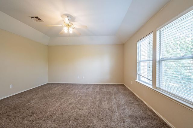 108 Briarwood CT, Kyle, TX 78640
