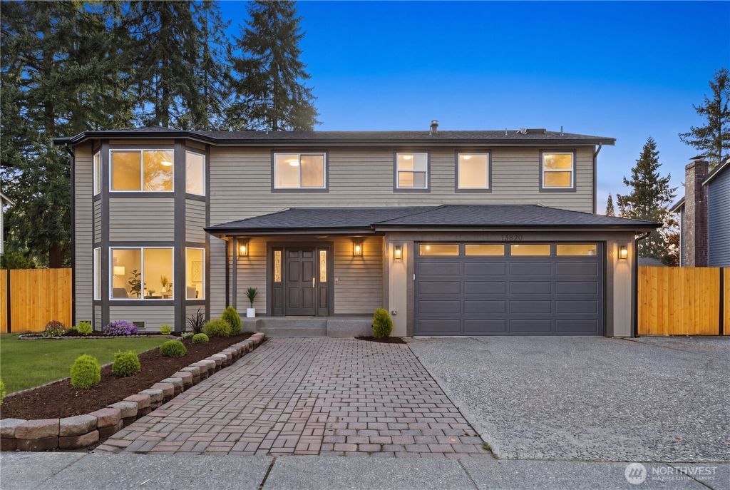 13820 60th Avenue W, Edmonds, WA 98026