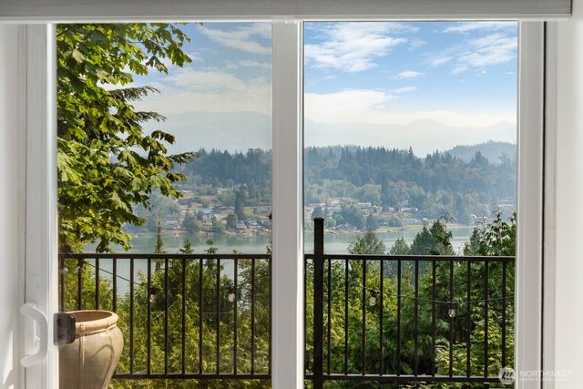 18776 W Big Lake Boulevard, Mount Vernon, WA 98274
