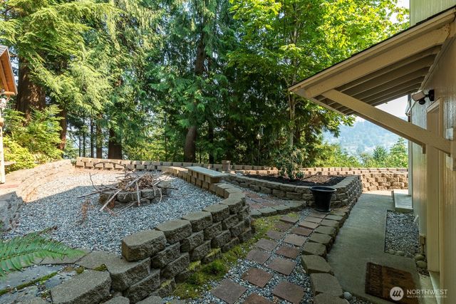 18776 W Big Lake Boulevard, Mount Vernon, WA 98274
