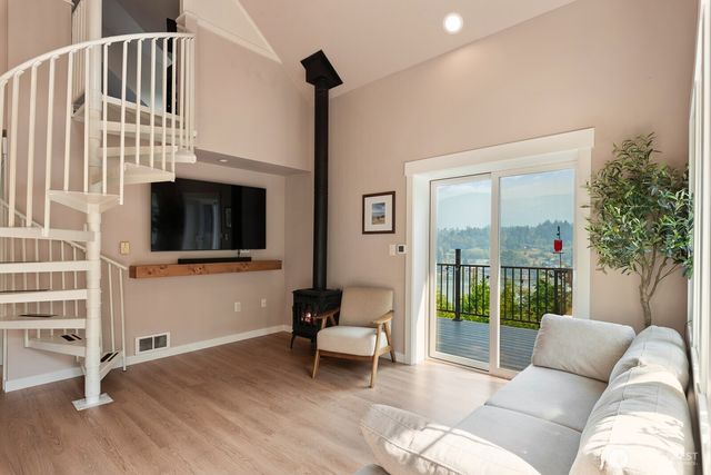 18776 W Big Lake Boulevard, Mount Vernon, WA 98274