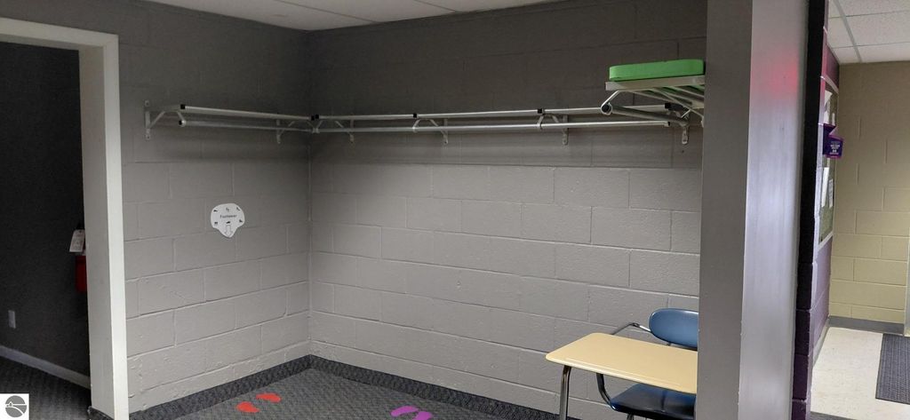 Image 11 of property listing at 504 Pine Avenue, Alma, MI 48801