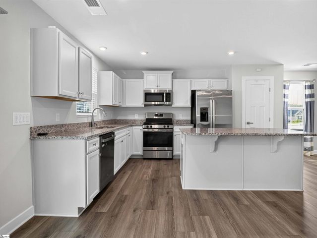 938 Rev Robert Reid Street, Reidville, SC 29375