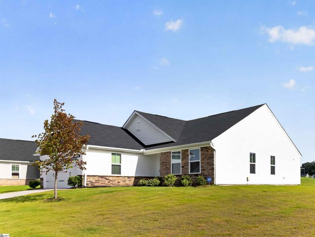 938 Rev Robert Reid Street, Reidville, SC 29375