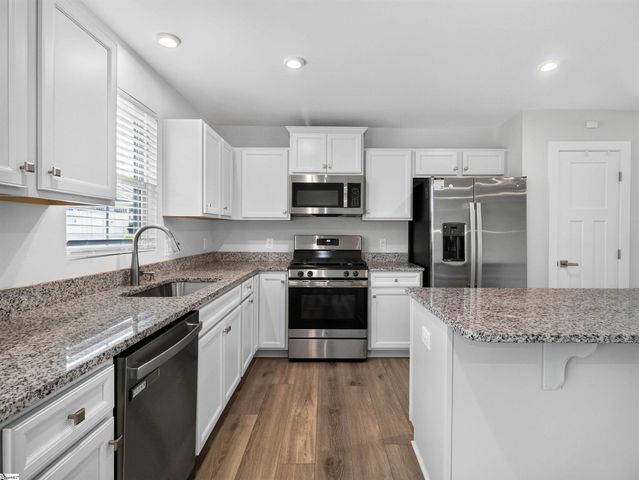 938 Rev Robert Reid Street, Reidville, SC 29375
