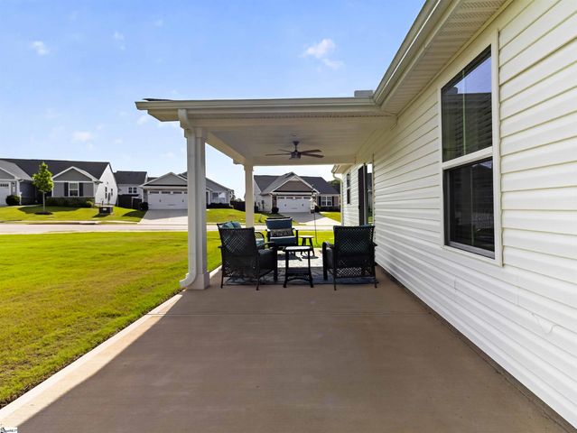 938 Rev Robert Reid Street, Reidville, SC 29375