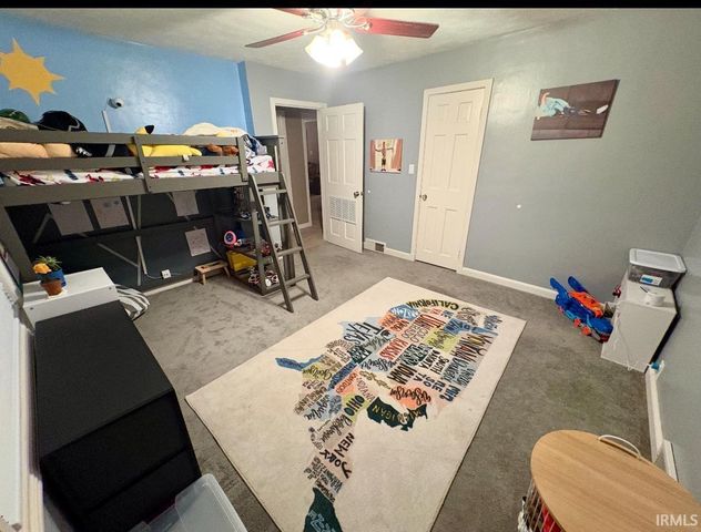 8201 W Smith Street, Yorktown, IN 47396