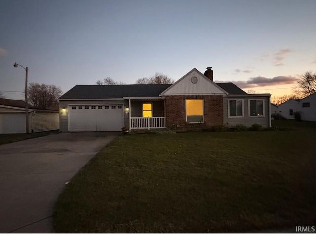 8201 W Smith Street, Yorktown, IN 47396