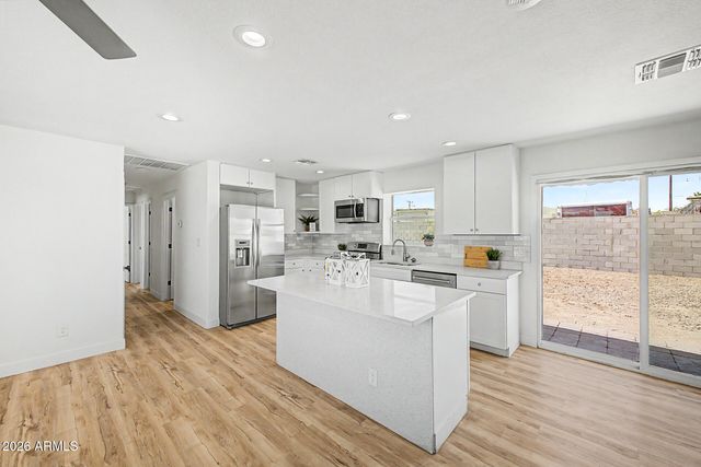3746 W GRANT Street, Phoenix, AZ 85009