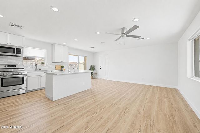 3746 W GRANT Street, Phoenix, AZ 85009