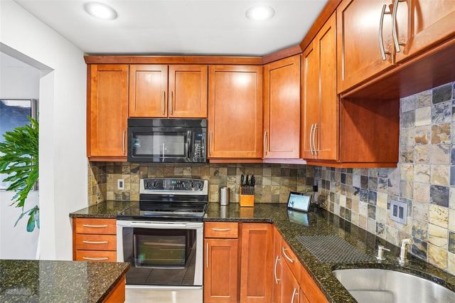 892 PARK LAKE CIRCLE 69, Maitland, FL 32751