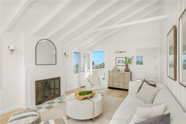 31927 Hayes Place, Laguna Beach, CA 92651