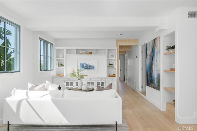 31927 Hayes Place, Laguna Beach, CA 92651