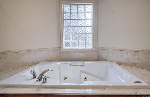 3 Excelso Lane, Hot Springs Village, AR 71909