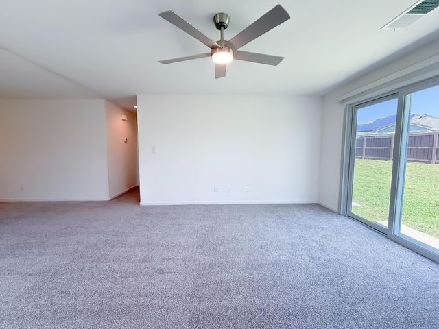 1572 Minories Dr, Plumas Lake, CA 95961