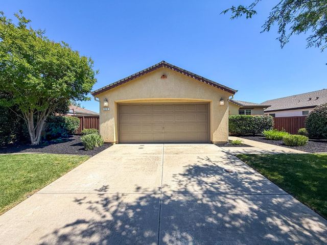 1572 Minories Dr, Plumas Lake, CA 95961