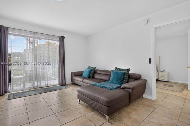 700 SE 2nd Ave 417, Deerfield Beach, FL 33441