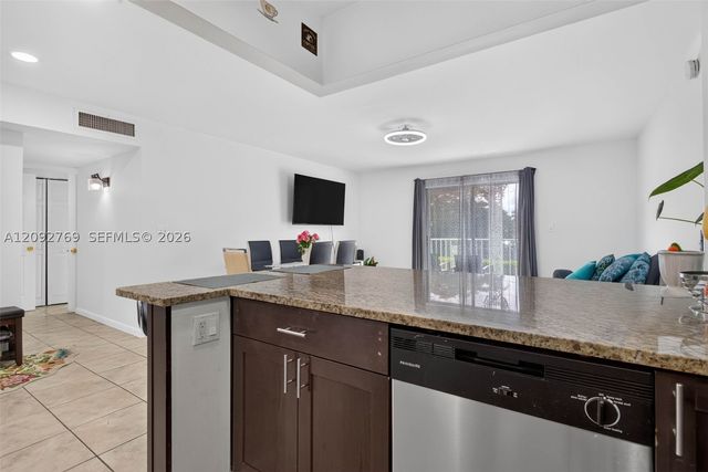 700 SE 2nd Ave 417, Deerfield Beach, FL 33441