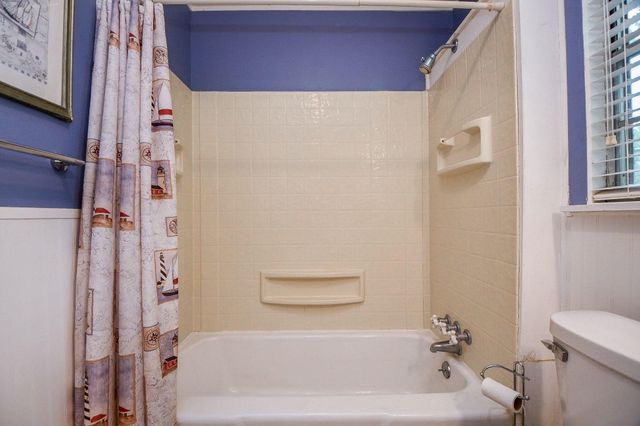 1301 2nd Street, Palacios, TX 77465