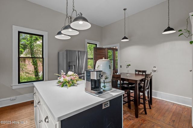 802 N Poplar Street, Aberdeen, NC 28315