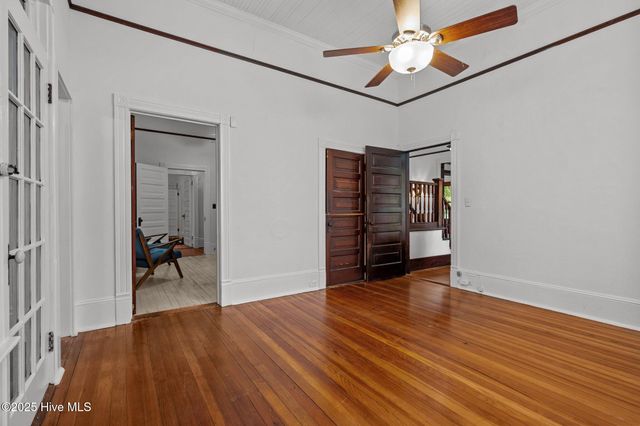 802 N Poplar Street, Aberdeen, NC 28315