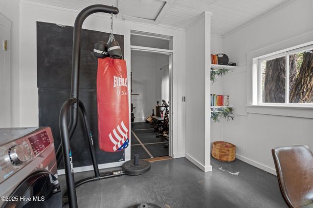 802 N Poplar Street, Aberdeen, NC 28315