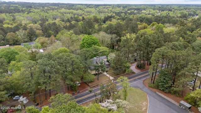 802 N Poplar Street, Aberdeen, NC 28315