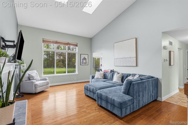 1265 Theresa Drive, Fenton Charter Township, MI 48430