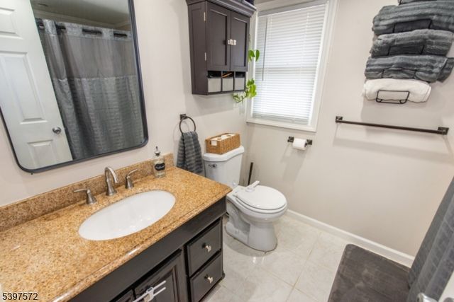 2 Tomahawk Trl, Wantage Twp., NJ 07461