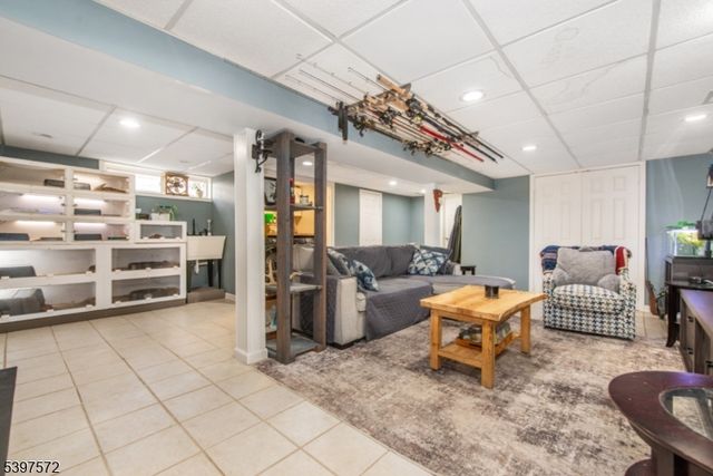 2 Tomahawk Trl, Wantage Twp., NJ 07461