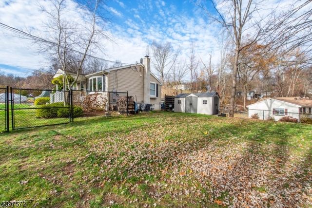 2 Tomahawk Trl, Wantage Twp., NJ 07461