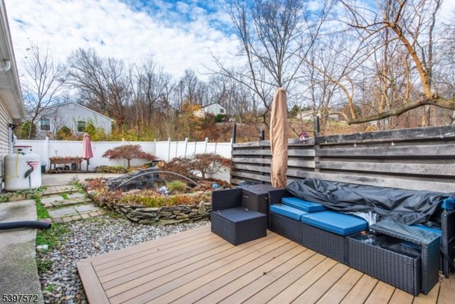 2 Tomahawk Trl, Wantage Twp., NJ 07461