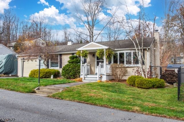 2 Tomahawk Trl, Wantage Twp., NJ 07461