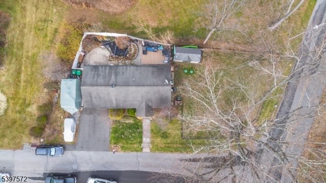 2 Tomahawk Trl, Wantage Twp., NJ 07461