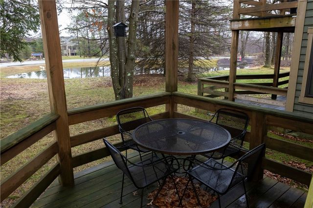 5008 Summit Dr, Hidden Valley, PA 15502