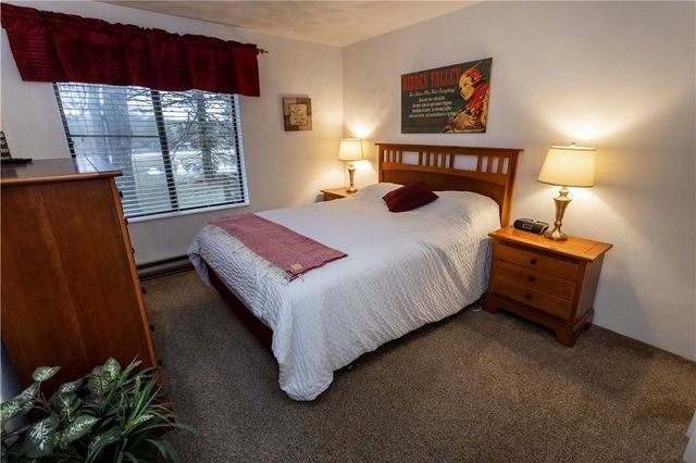 5008 Summit Dr, Hidden Valley, PA 15502