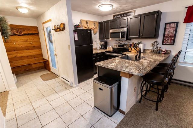 5008 Summit Dr, Hidden Valley, PA 15502