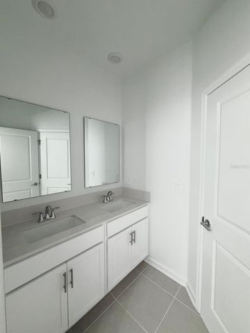 2165 STAKE OUT WAY, Apopka, FL 32703