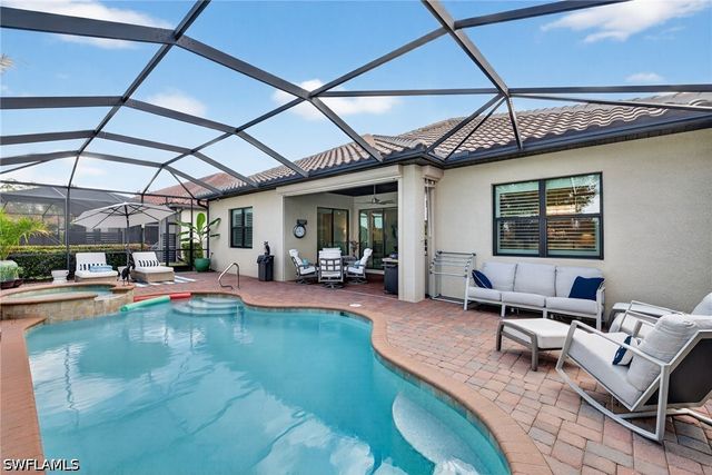 28008 Kerry CT, Bonita Springs, FL 34135