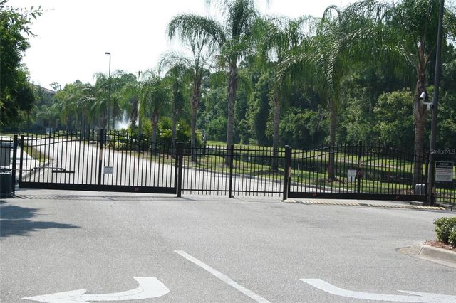 5691 BENTGRASS DRIVE 15-102, Sarasota, FL 34235