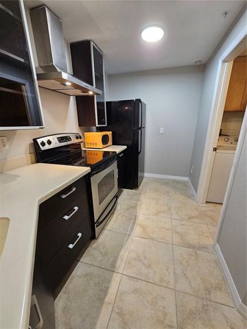 5691 BENTGRASS DRIVE 15-102, Sarasota, FL 34235