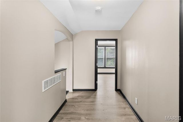 3627 Cambridge Avenue, St Louis, MO 63143