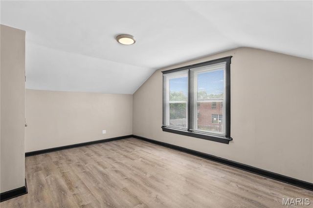 3627 Cambridge Avenue, St Louis, MO 63143