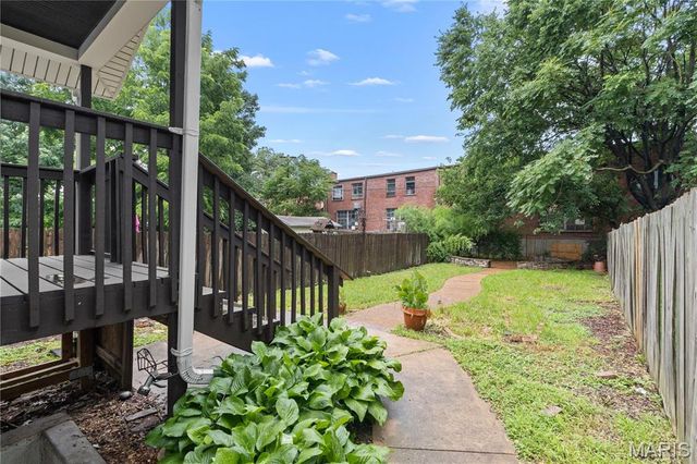 3627 Cambridge Avenue, St Louis, MO 63143