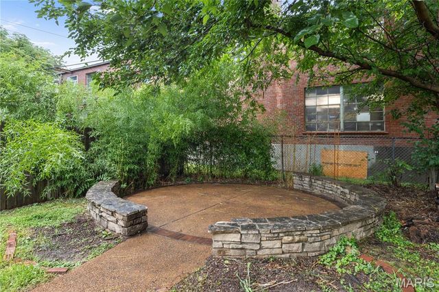3627 Cambridge Avenue, St Louis, MO 63143